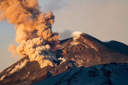 埃特纳火山图片