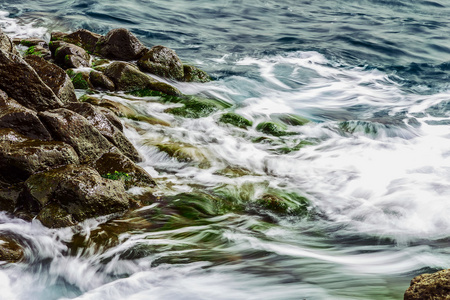 海滩石头在海洋抽象背景