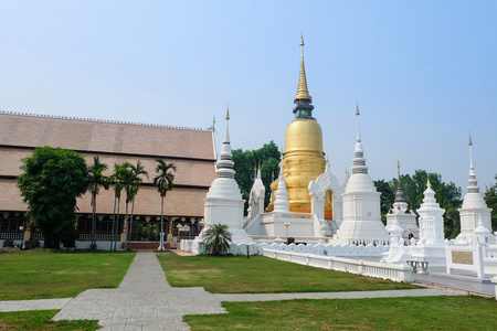 在扫管笏蒜牍寺，清迈，泰国大金塔