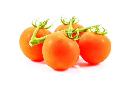 明亮的橙色红番茄