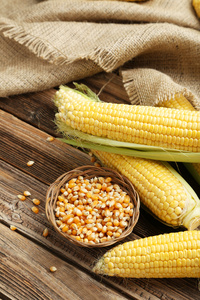 成熟的健康玉米