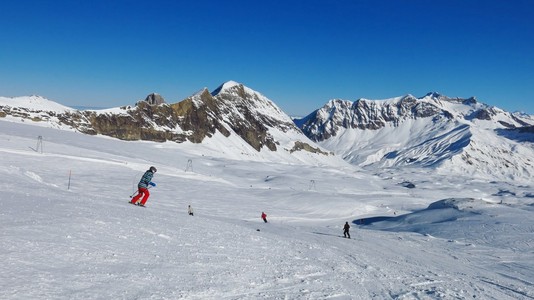 滑雪地区冰川德迪亚布勒雷图片