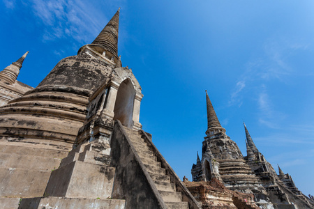 在 Wat Phrasisanpetch Phra Si Sanphet 的古塔。Ayutthay