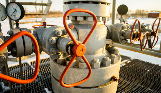 石油和天然气钻井设备图片