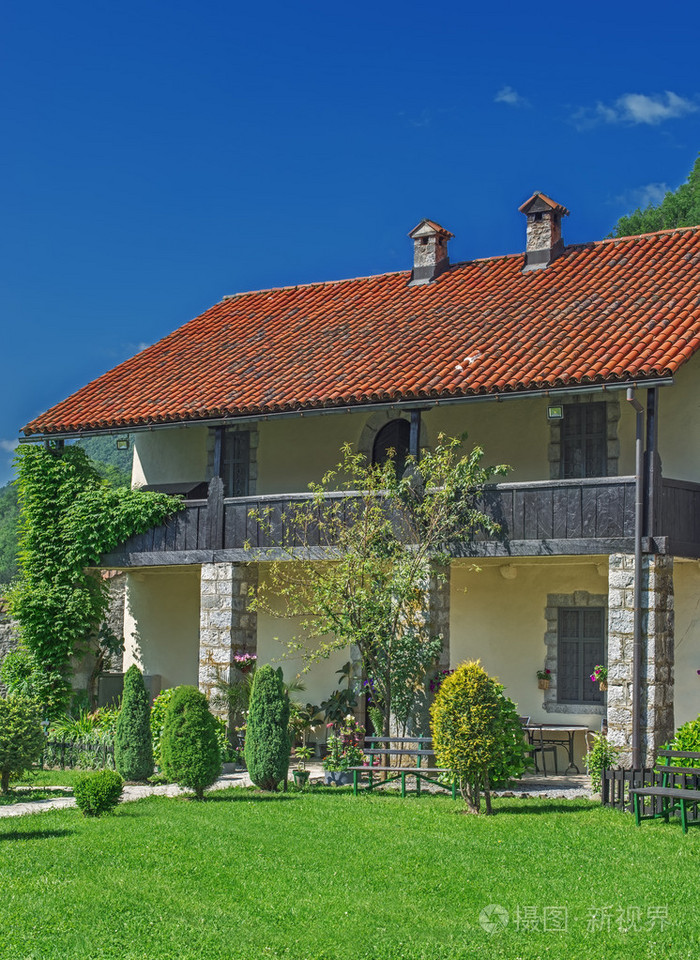 夏天的房子建筑