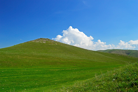 小山和山