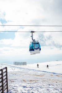 山滑雪度假村