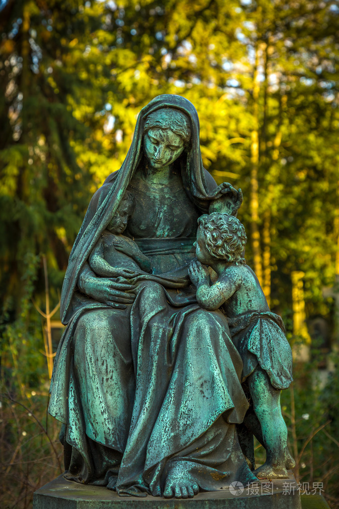 母亲玛丽基督教宗教性质