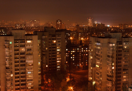 基辅在夜间的视线