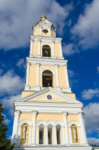 钟塔的神圣三位一体六翼天使Diveevo 修道院俄罗斯