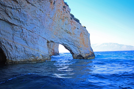 海岸的扎金索斯岛悬崖。希腊