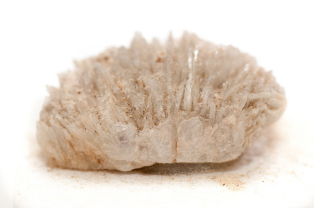 钠长石矿物标本叶钠长石矿物标本照片