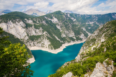 黑山，复配峡谷湖