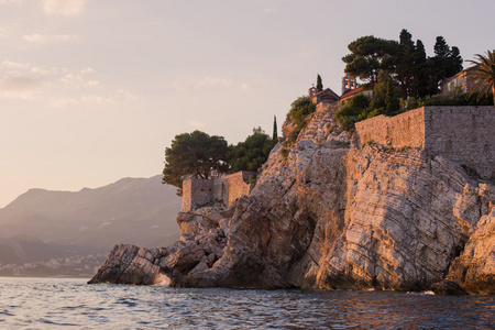 Sveti Stefan 岛附近布德瓦市，黑山