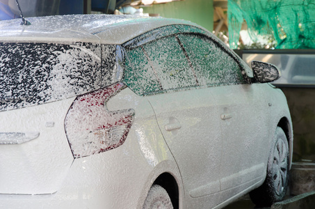 泡沫洗车