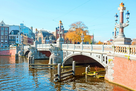 在荷兰阿姆斯特丹中世纪的蓝桥