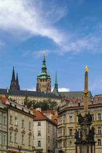 布拉格圣维特大教堂塔的视图
