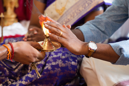 传统印度的印度教祈祷仪式
