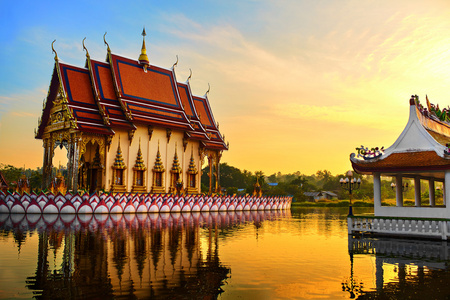 泰国地标。 佛拉耶寺日落。 旅游。