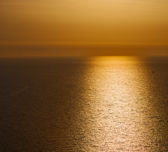 在圣托里尼希腊夕阳和天空地中海红海