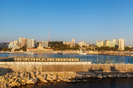 海边墩的城市