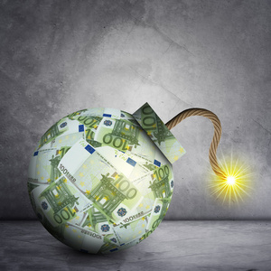 与点燃导火线的炸弹图片