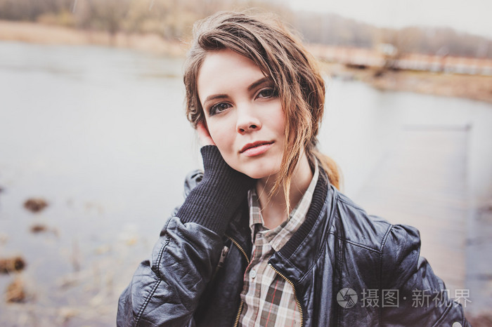 软暖调子,放松心情照片-正版商用图片1liq2y-摄图新视界