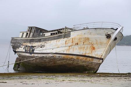 旧拖网渔船