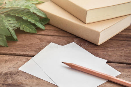 写书叶图片-写书叶素材-写书叶插画-摄图新视界