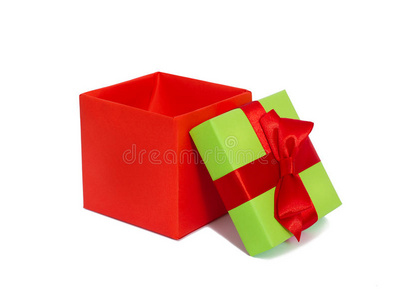 红丝带蝴蝶结礼盒