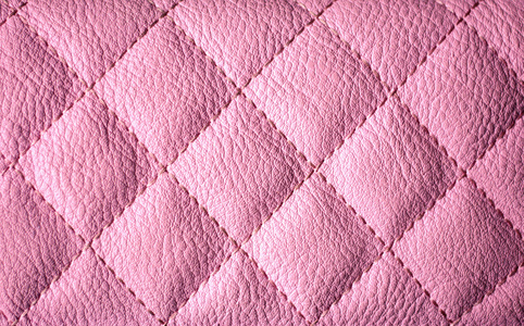 粉红色的皮革广场