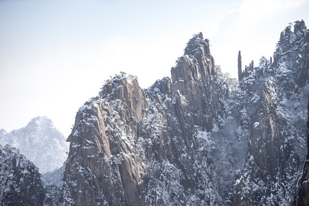 黄山山冬季的雪场景