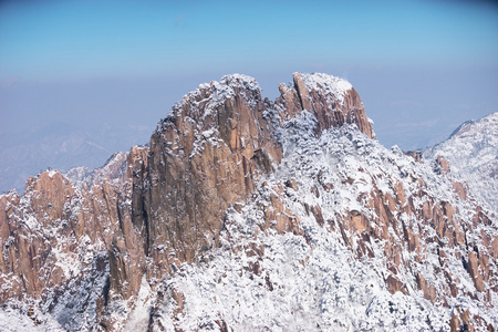 黄山山冬季的雪场景