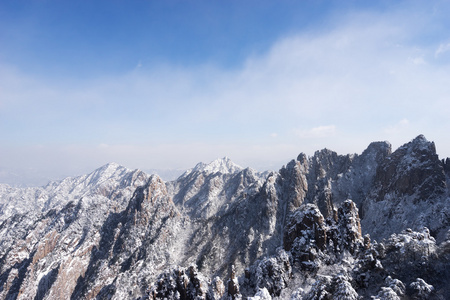 黄山山冬季的雪场景