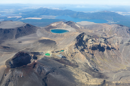 汤加火山口直径图片