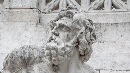 宙斯在意大利罗马的 Scultpture