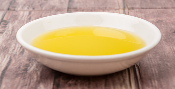 橄榄油首页一碗橄榄油照片