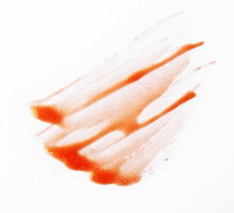白色背景上的橙色唇毛画笔描边