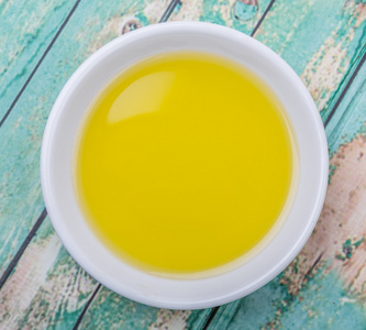 橄榄油首页一碗橄榄油照片