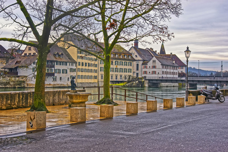 在瑞士 solothurn 阿勒河大堤