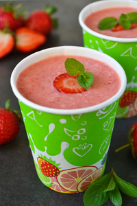 草莓冰沙 milksheyk