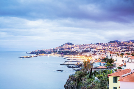 丰沙尔，葡萄牙马德拉群岛的首都城市