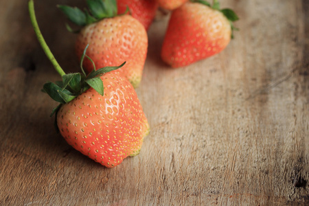 美味的新鲜草莓水果