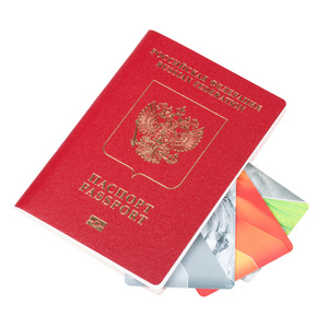 护照和信用卡在白色背景上