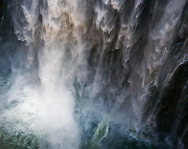 落下的水维多利亚瀑布的细节