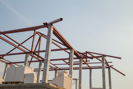 钢结构梁上屋顶的建筑住宅建设相似素材图片-摄图新视界