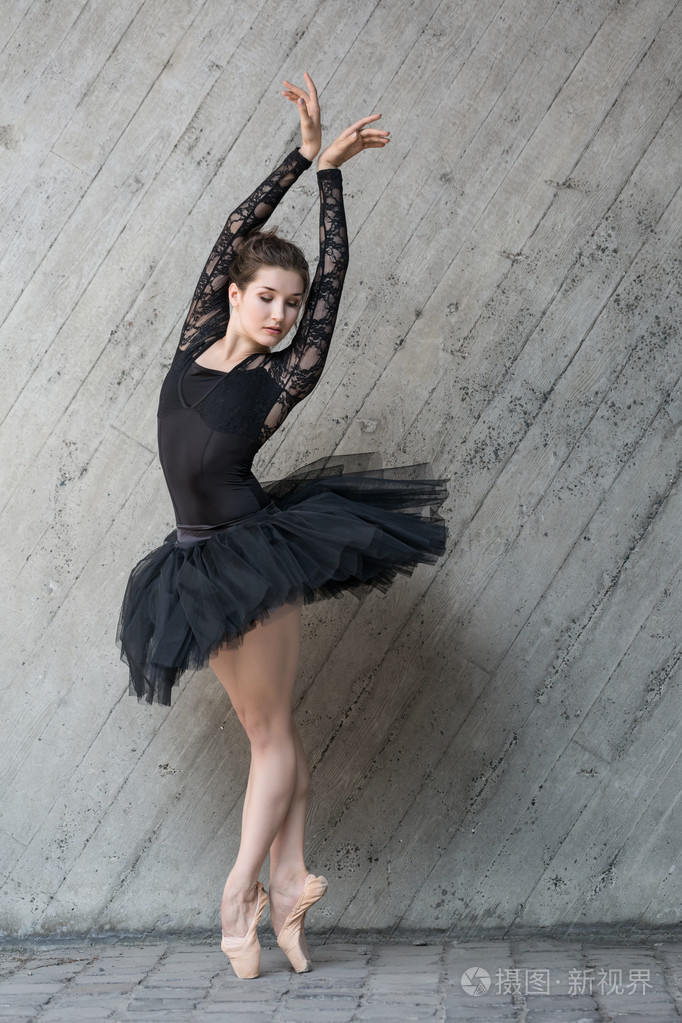 女芭蕾舞演员