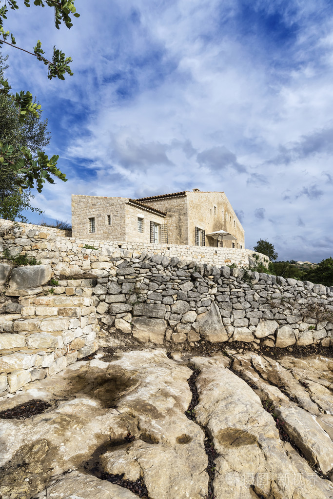 意大利的西西里岛,农村 (古沙省),典型的石西西里的房子