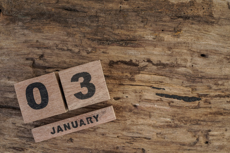 1 月与副本空间木制日历