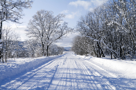 冬季雪路